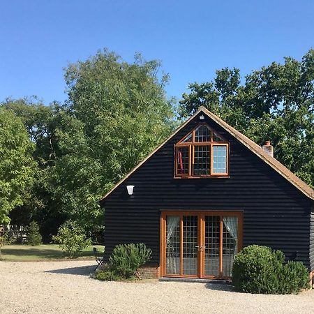 Отель The Little House West Hanningfield Экстерьер фото